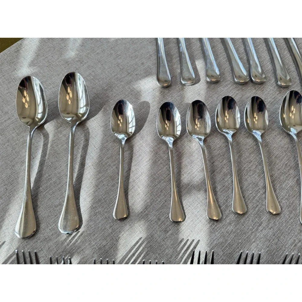 Oneida Cabana Stainless Steel Flatware 18/8 Round Tip Glossy - Disc. 58‎ Pcs